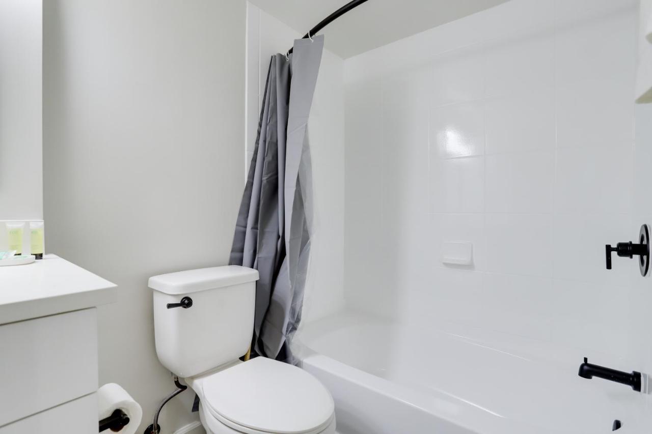 Modern & Charming Apt With Rooftop @Pentagon City Arlington Buitenkant foto